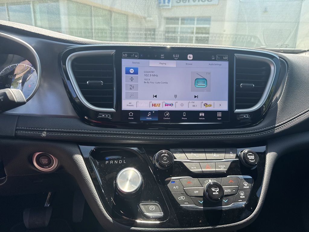 2026 Chrysler Pacifica PACIFICA SELECT AWD