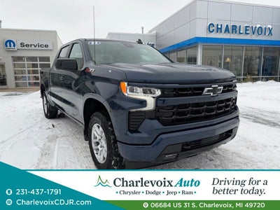 2022 Chevrolet Silverado 1500 4WD Crew Cab Short Bed RST