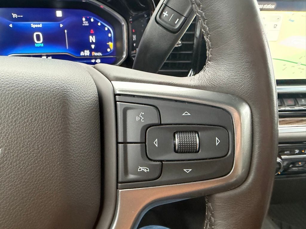 2022 Chevrolet Silverado 1500 4WD Crew Cab Short Bed RST