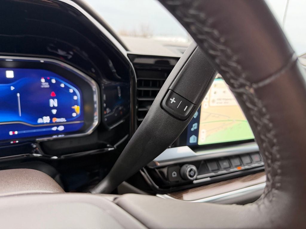 2022 Chevrolet Silverado 1500 4WD Crew Cab Short Bed RST