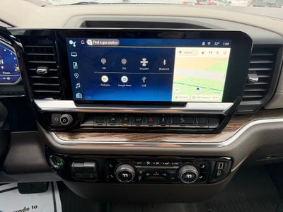 2022 Chevrolet Silverado 1500 4WD Crew Cab Short Bed RST