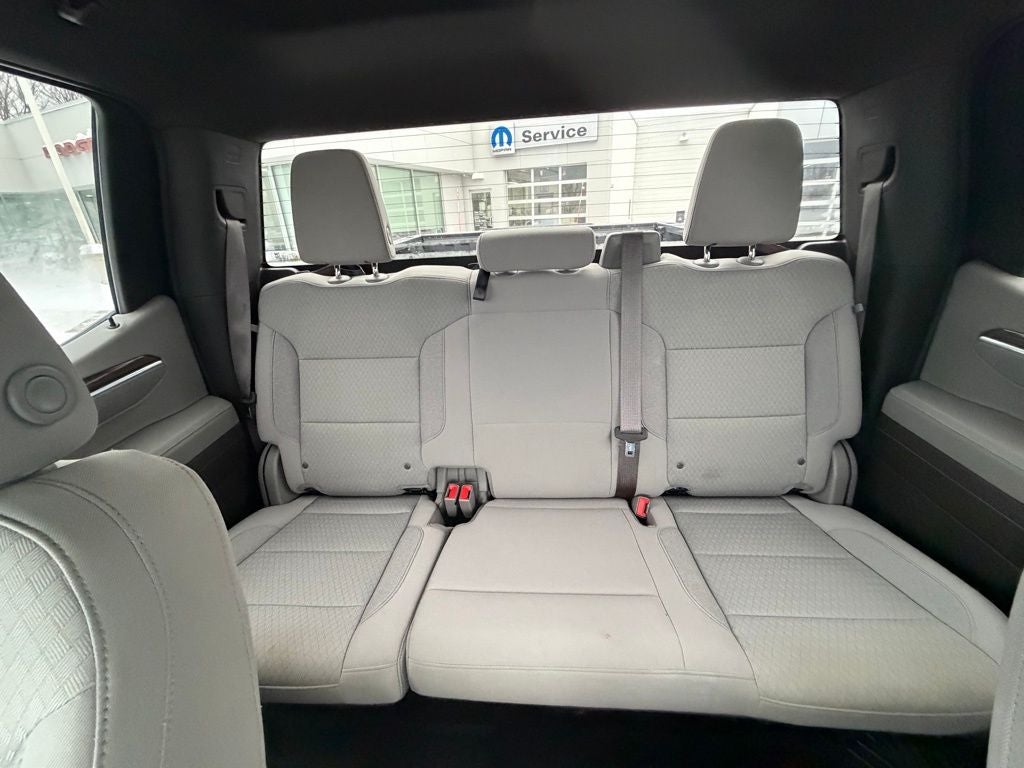 2022 Chevrolet Silverado 1500 4WD Crew Cab Short Bed RST