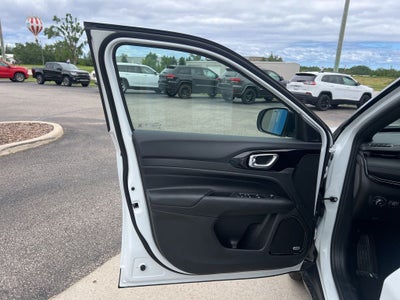 2025 Jeep Compass COMPASS LIMITED 4X4