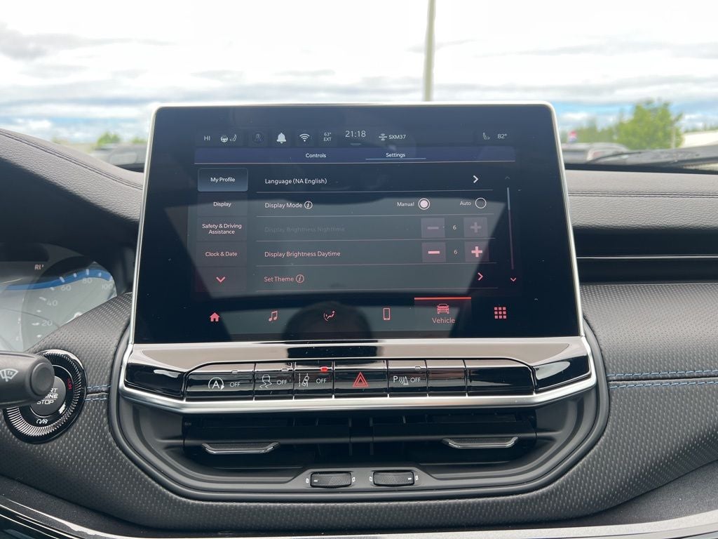 2025 Jeep Compass COMPASS LIMITED 4X4