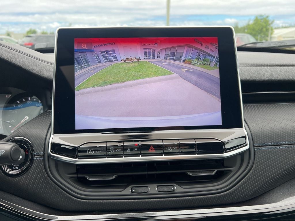 2025 Jeep Compass COMPASS LIMITED 4X4