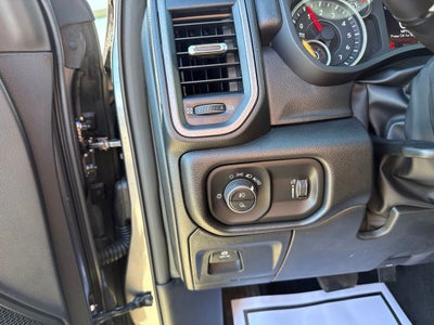 2026 RAM Ram 1500 RAM 1500 EXPRESS CREW CAB 4X4 5'7' BOX