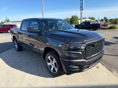2026 RAM Ram 1500 RAM 1500 EXPRESS CREW CAB 4X4 5'7' BOX
