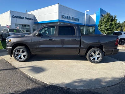 2026 RAM Ram 1500 RAM 1500 EXPRESS CREW CAB 4X4 5'7' BOX