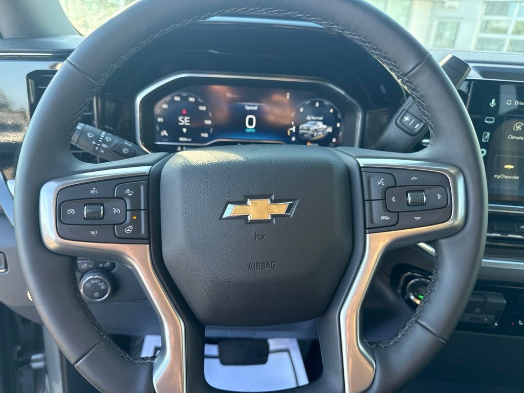 2025 Chevrolet Silverado 1500 4WD Crew Cab Short Bed LT with 2FL