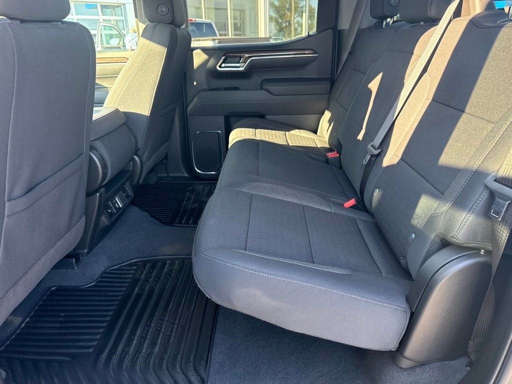 2025 Chevrolet Silverado 1500 4WD Crew Cab Short Bed LT with 2FL