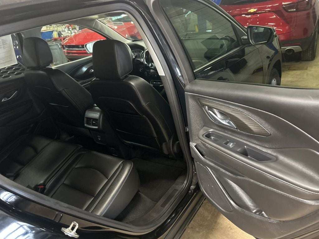 2024 GMC Terrain AWD SLT