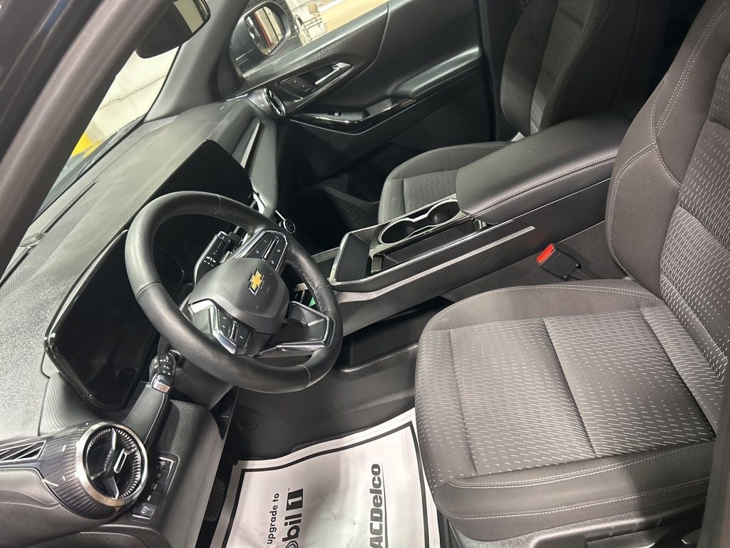 2025 Chevrolet Equinox AWD LT