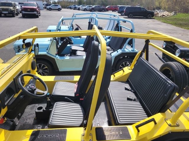 2023 MOKE MOKE Tan bimini top included