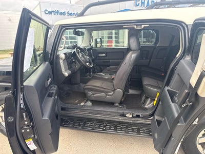 2014 Toyota FJ Cruiser Base