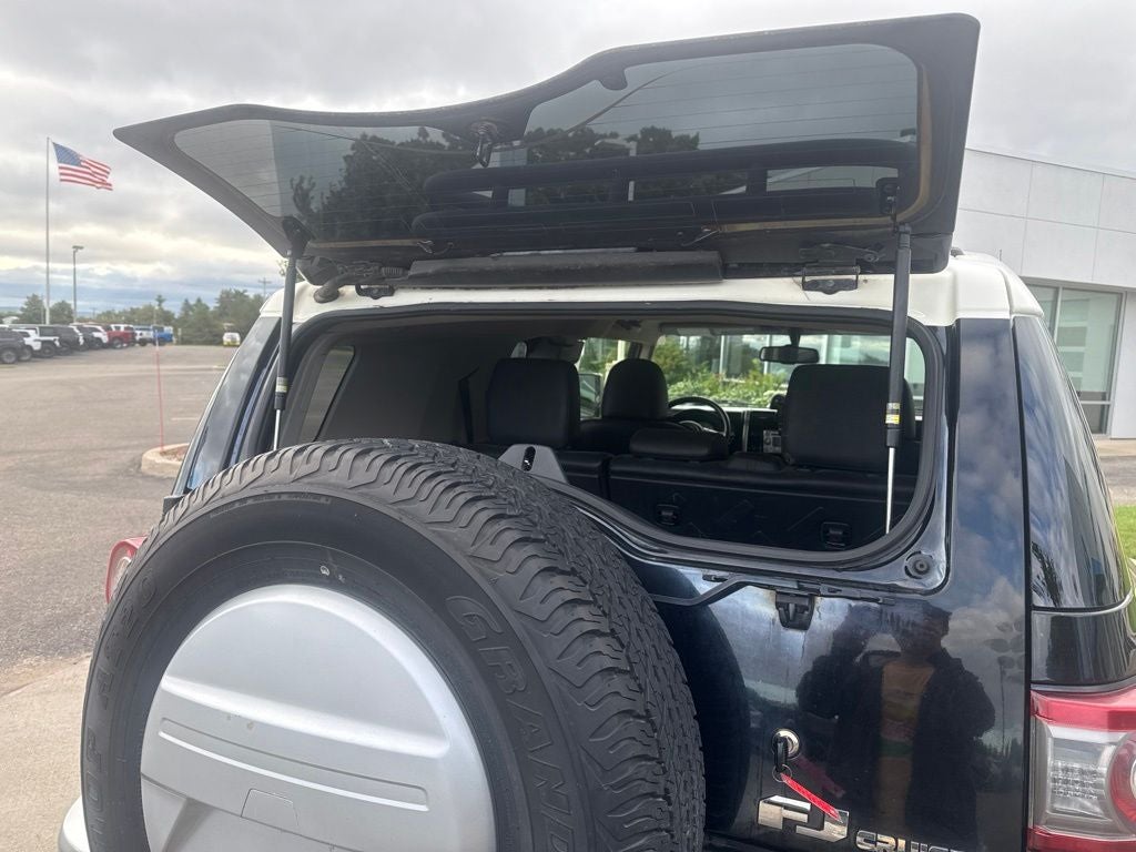 2014 Toyota FJ Cruiser Base
